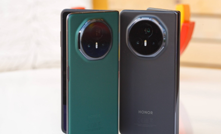 Honor Magic V5