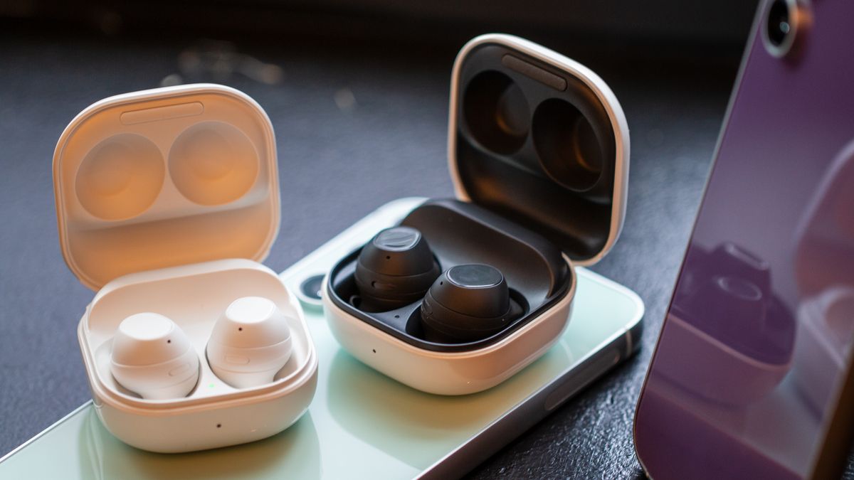 سماعات Samsung Galaxy Buds Core 