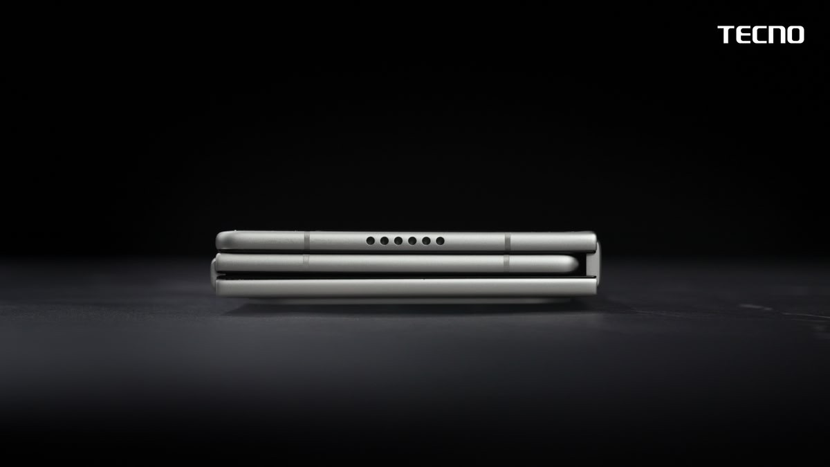 هاتف Tecno Phantom Ultimate G Fold Concept